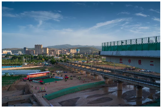 絲綢之路再現(xiàn)長虹，徠卡TS16助力渭河特大橋轉體合攏